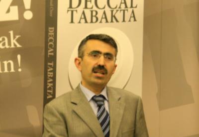 Antalya'da konferans ve imza